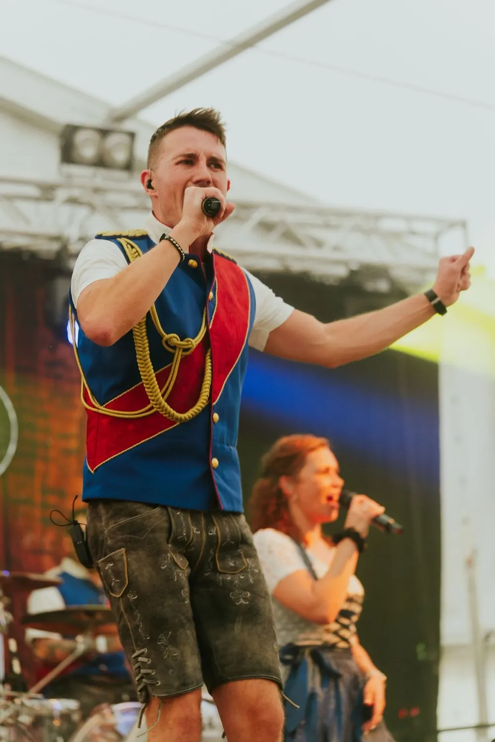 Porträt von Bene Heßler, Entertainer und Frontmann von leckomio